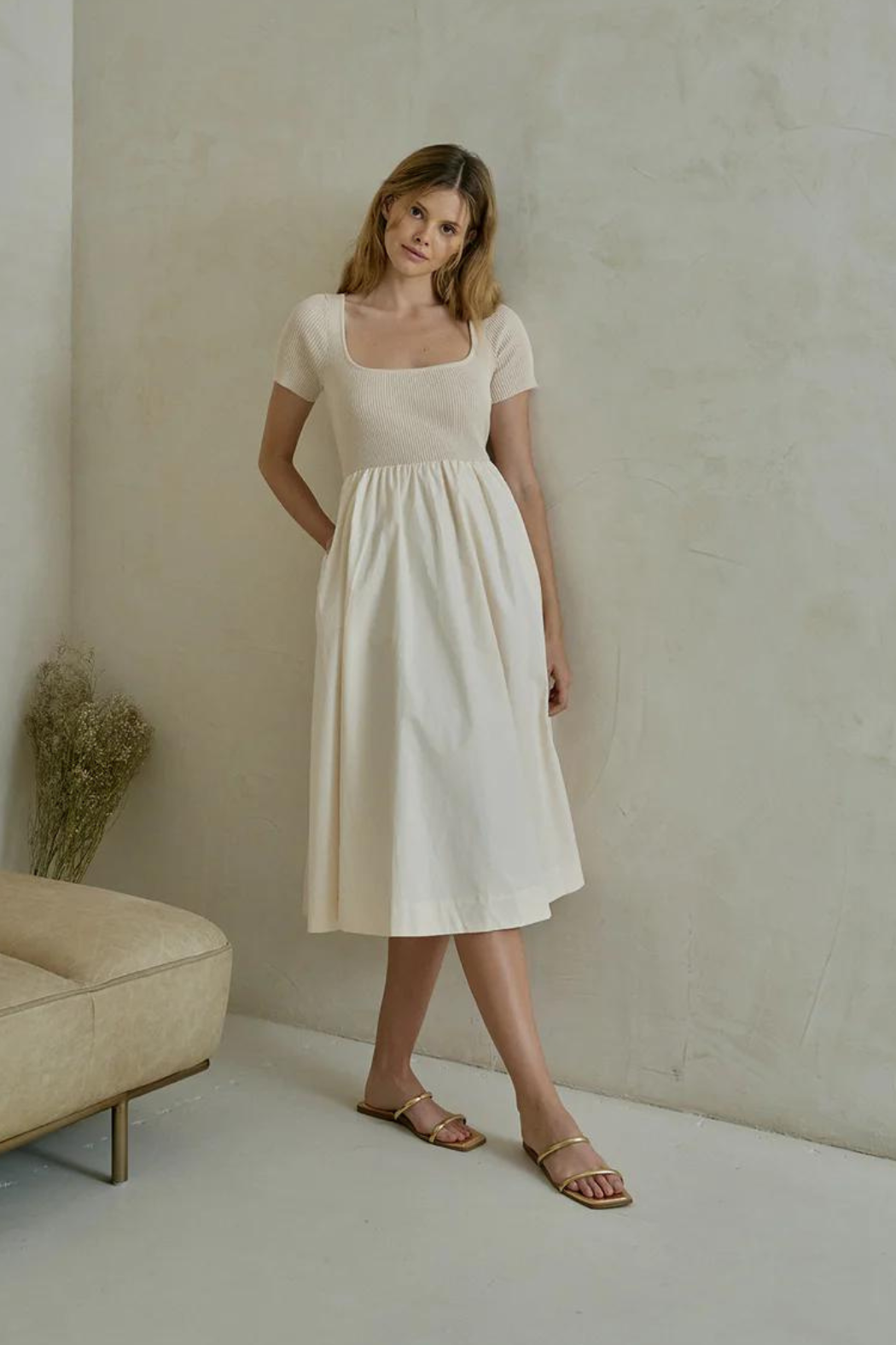 セールの時期 herlipto Lace-Trimmed Bella Midi Dress | erational.com